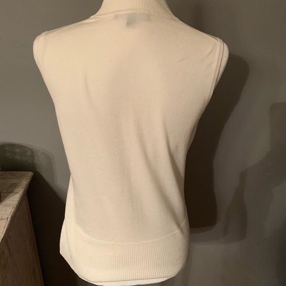 Cable & Gauge Ruffled Mock Turtleneck - Picture 3 of 4